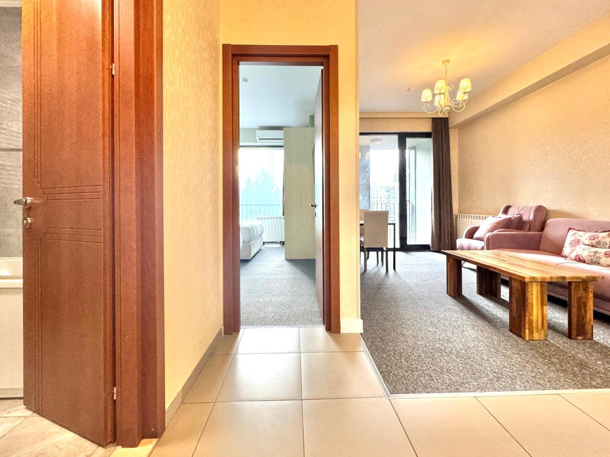 Full Comfort Apartment At Chavchavadze Tbilisi Exterior photo